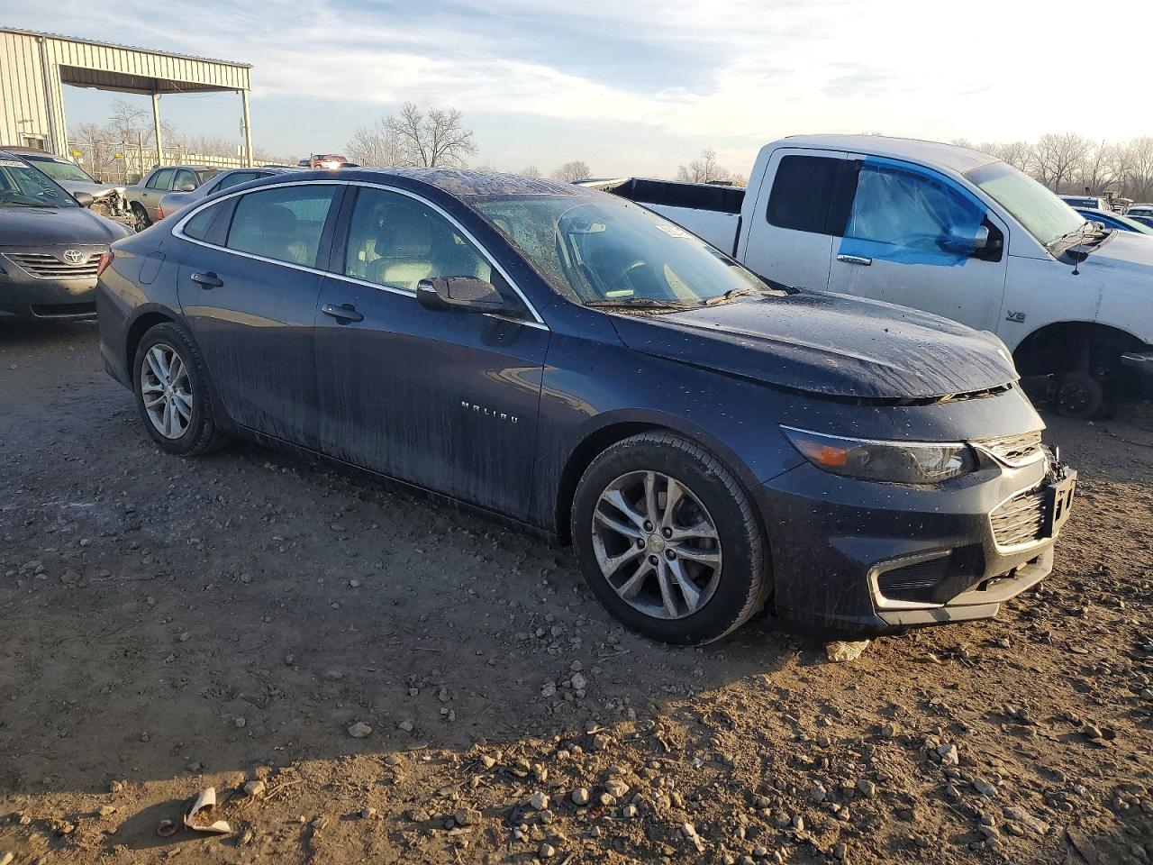 2016 CHEVROLET MALIBU photo 4
