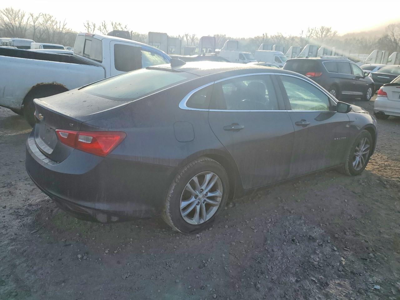 2016 CHEVROLET MALIBU photo 3