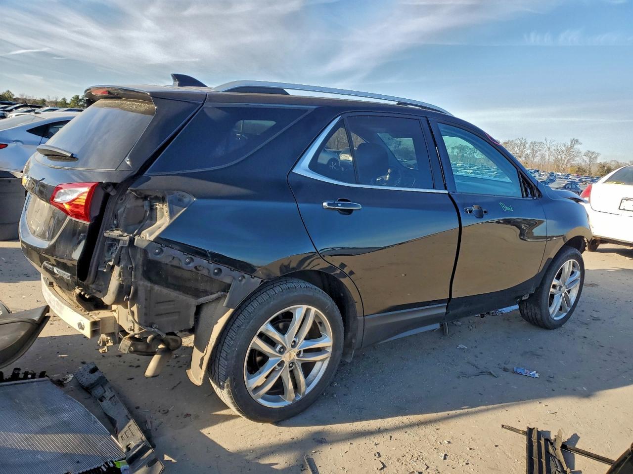 2018 CHEVROLET EQUINOX PREMIER photo 3