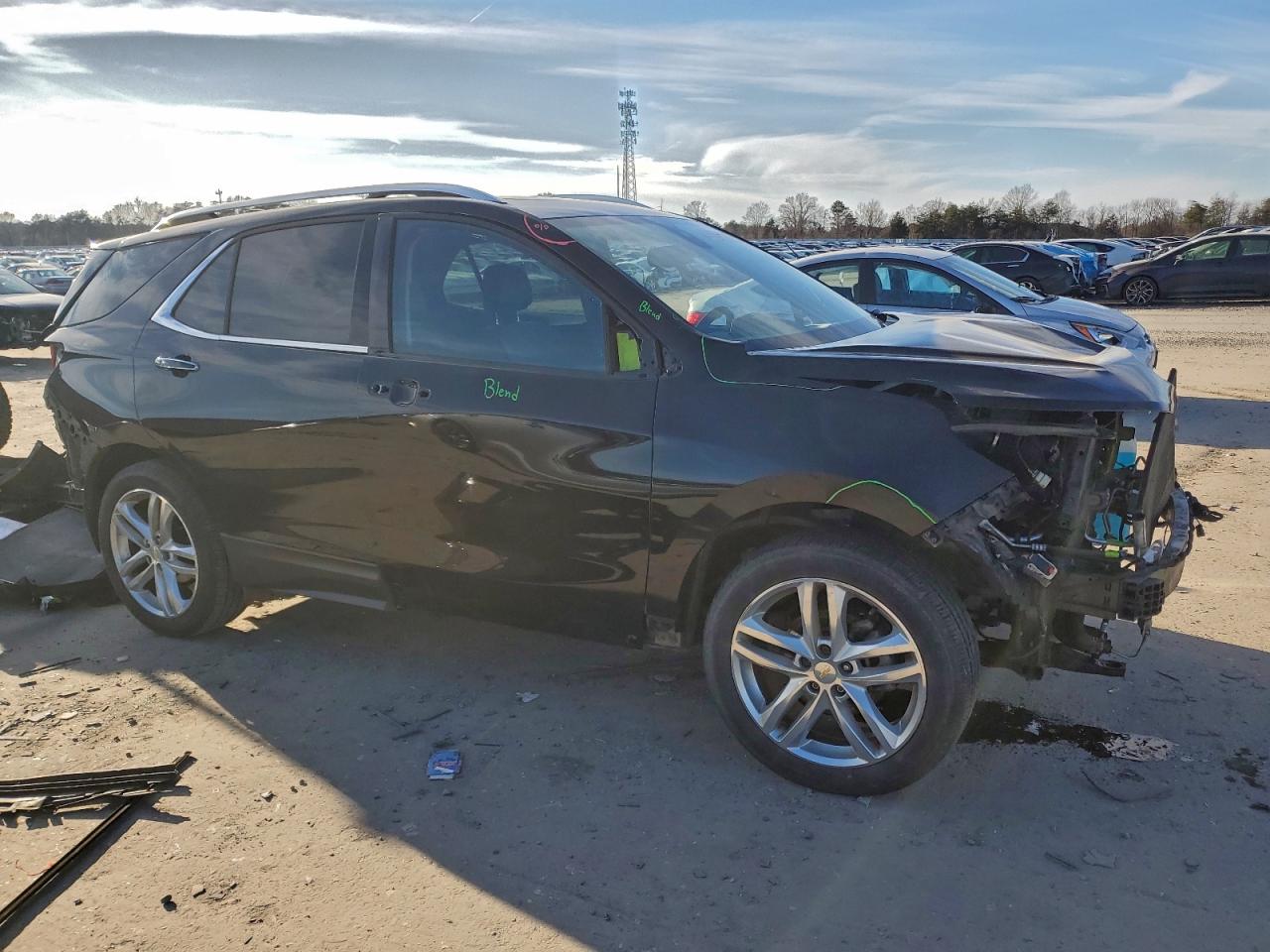 2018 CHEVROLET EQUINOX PREMIER photo 4