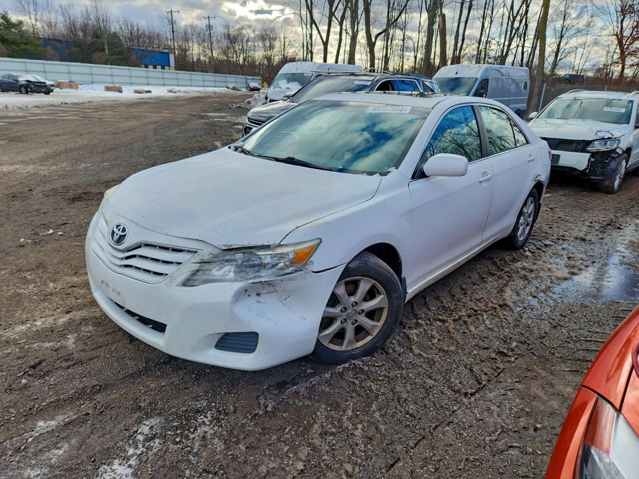 2011 TOYOTA CAMRY