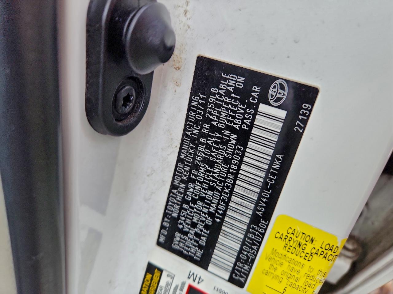 2011 TOYOTA CAMRY BASE photo 12