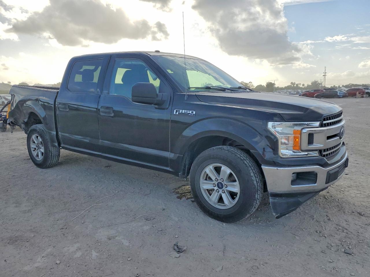 2018 FORD F150 SUPERCREW photo 4
