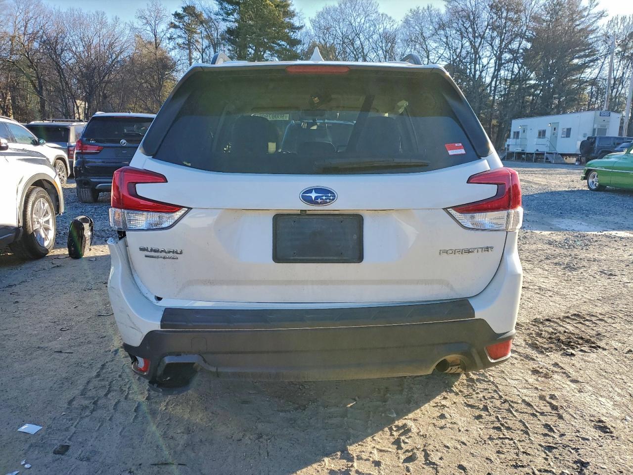 2020 SUBARU FORESTER PREMIUM photo 6