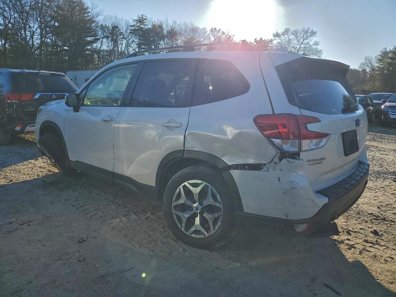 2020 SUBARU FORESTER PREMIUM photo 2