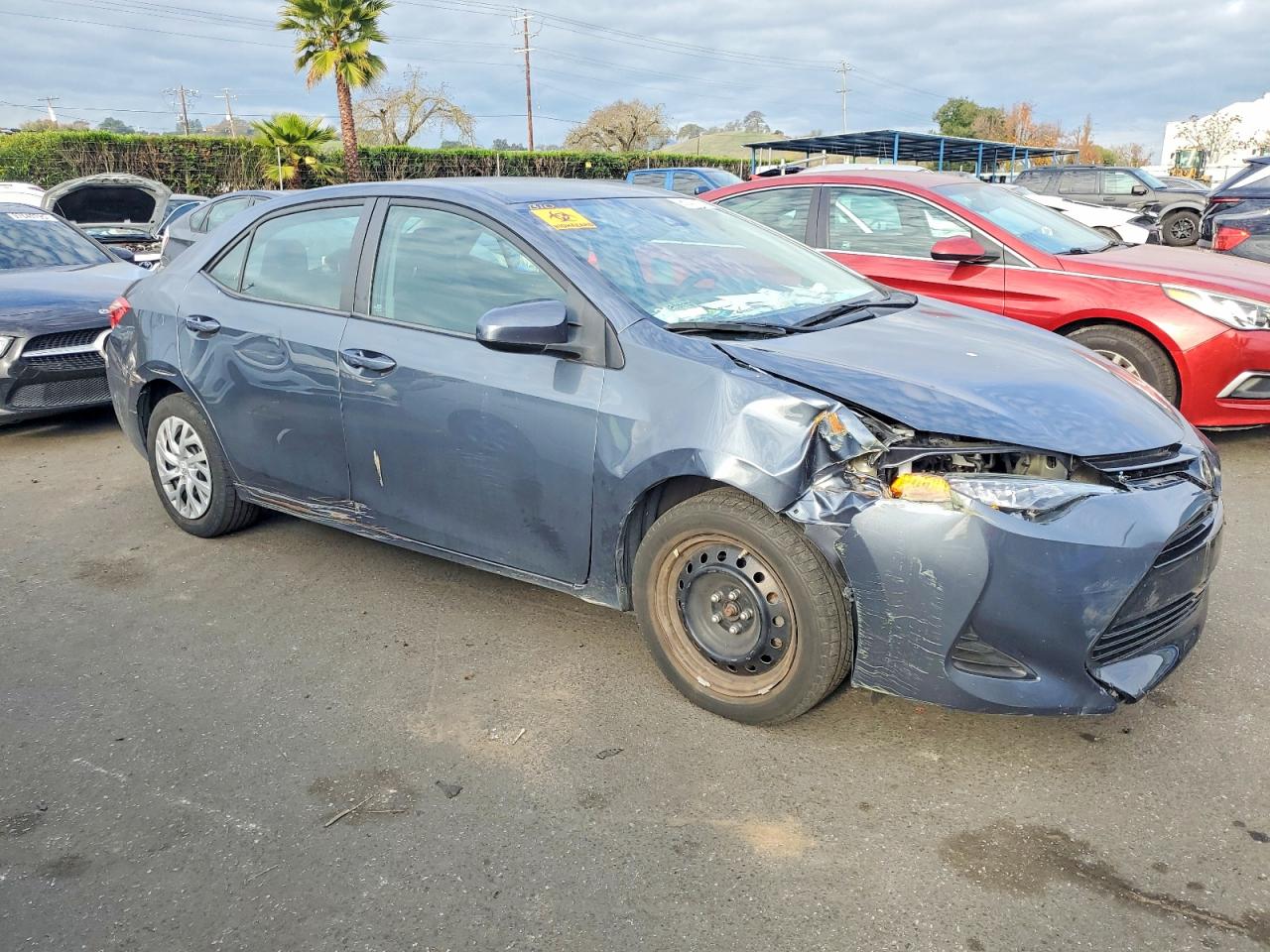 2018 TOYOTA COROLLA L photo 4