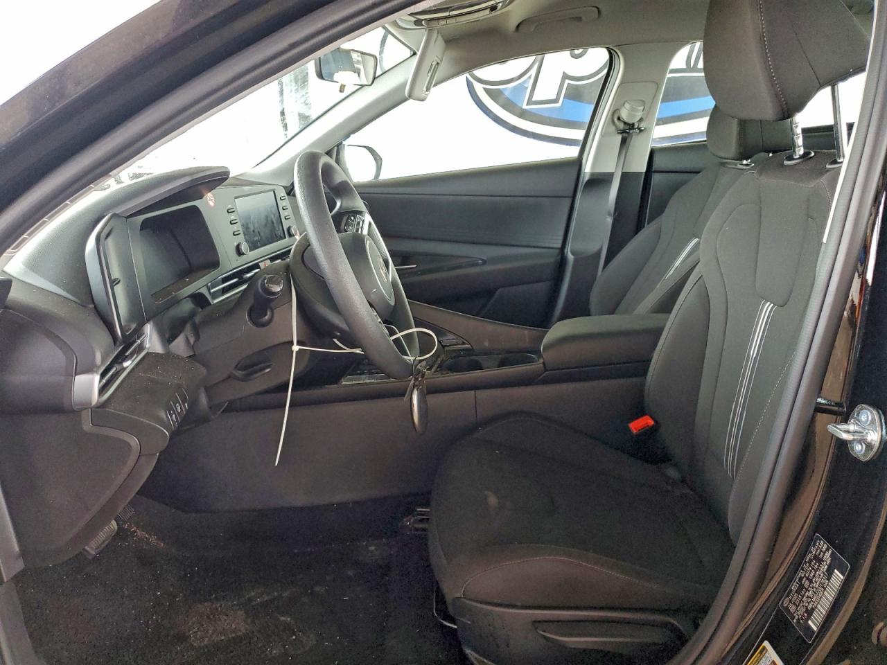 2025 HYUNDAI ELANTRA BLUE photo 7