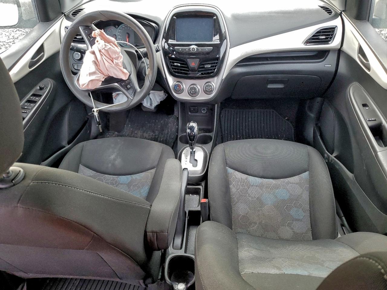 2017 CHEVROLET SPARK 1LT photo 8