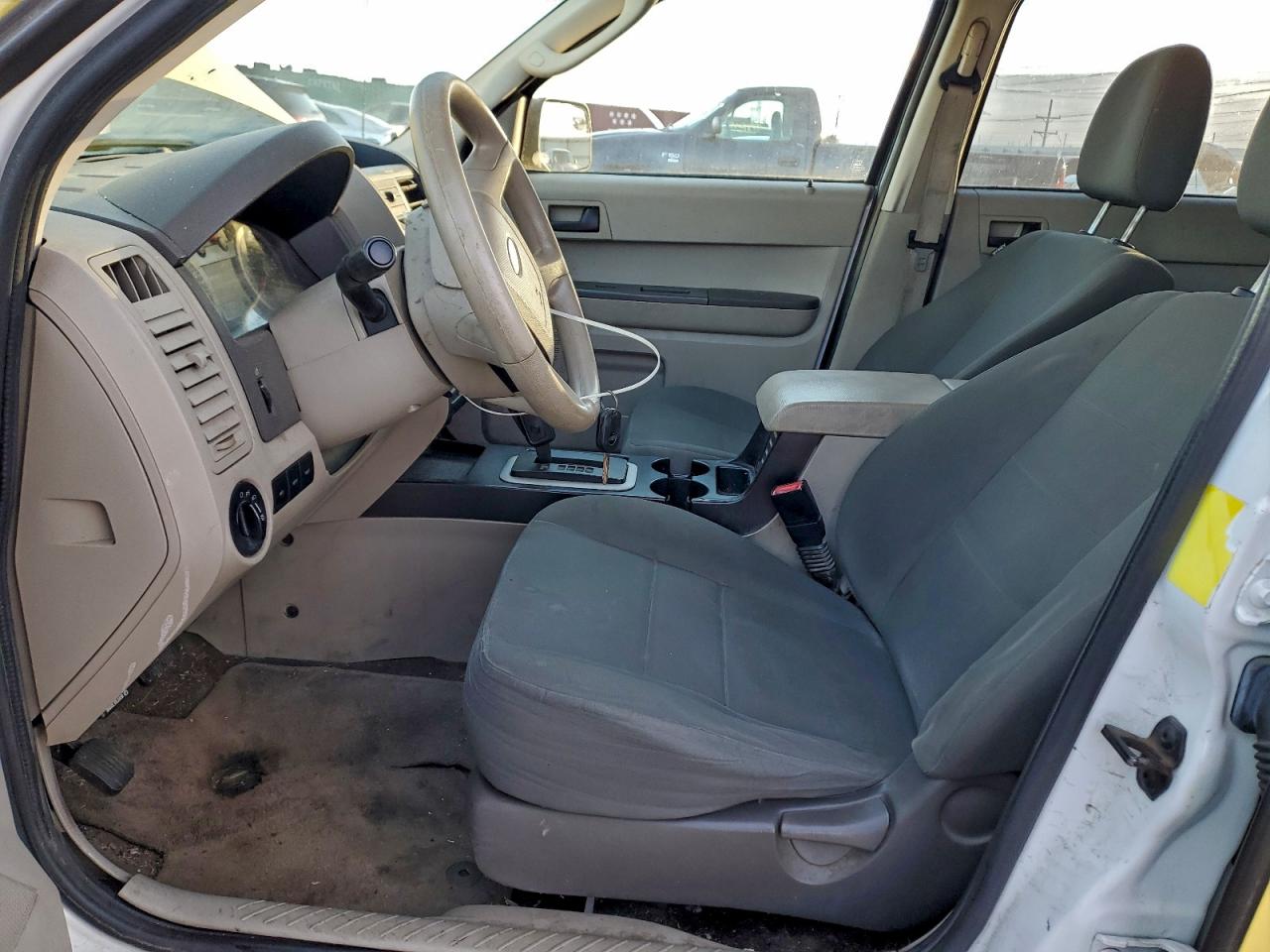 2011 FORD ESCAPE XLS photo 7