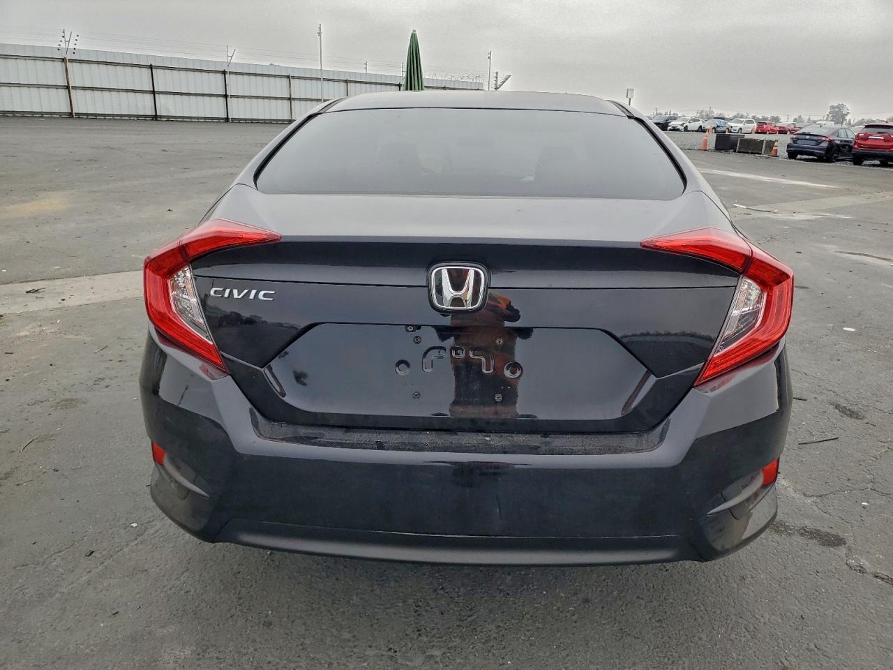2016 HONDA CIVIC LX photo 11