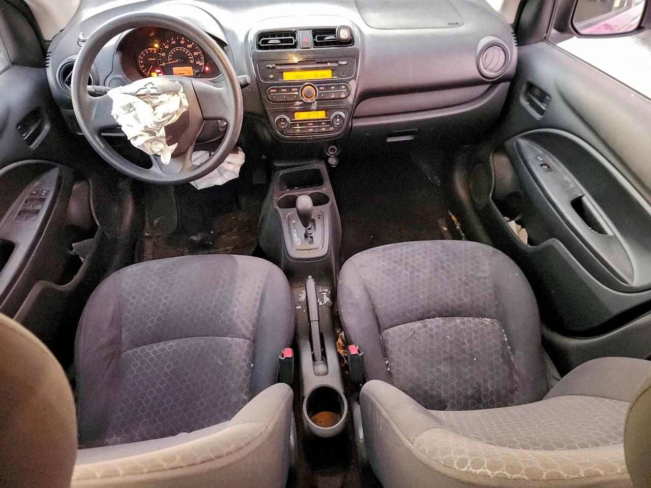 2015 MITSUBISHI MIRAGE DE photo 8