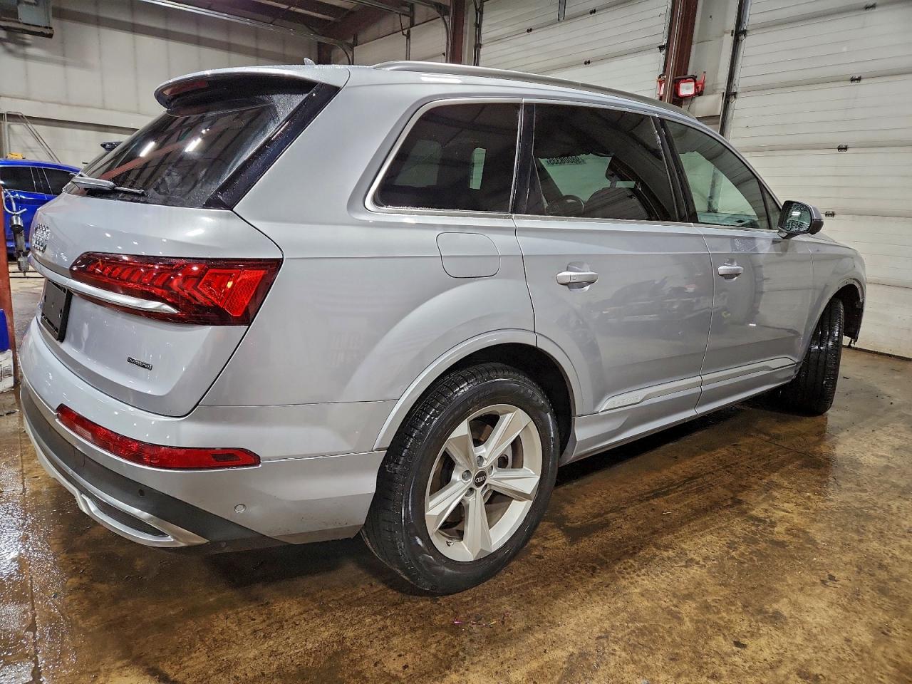 2021 AUDI Q7 PREMIUM photo 3