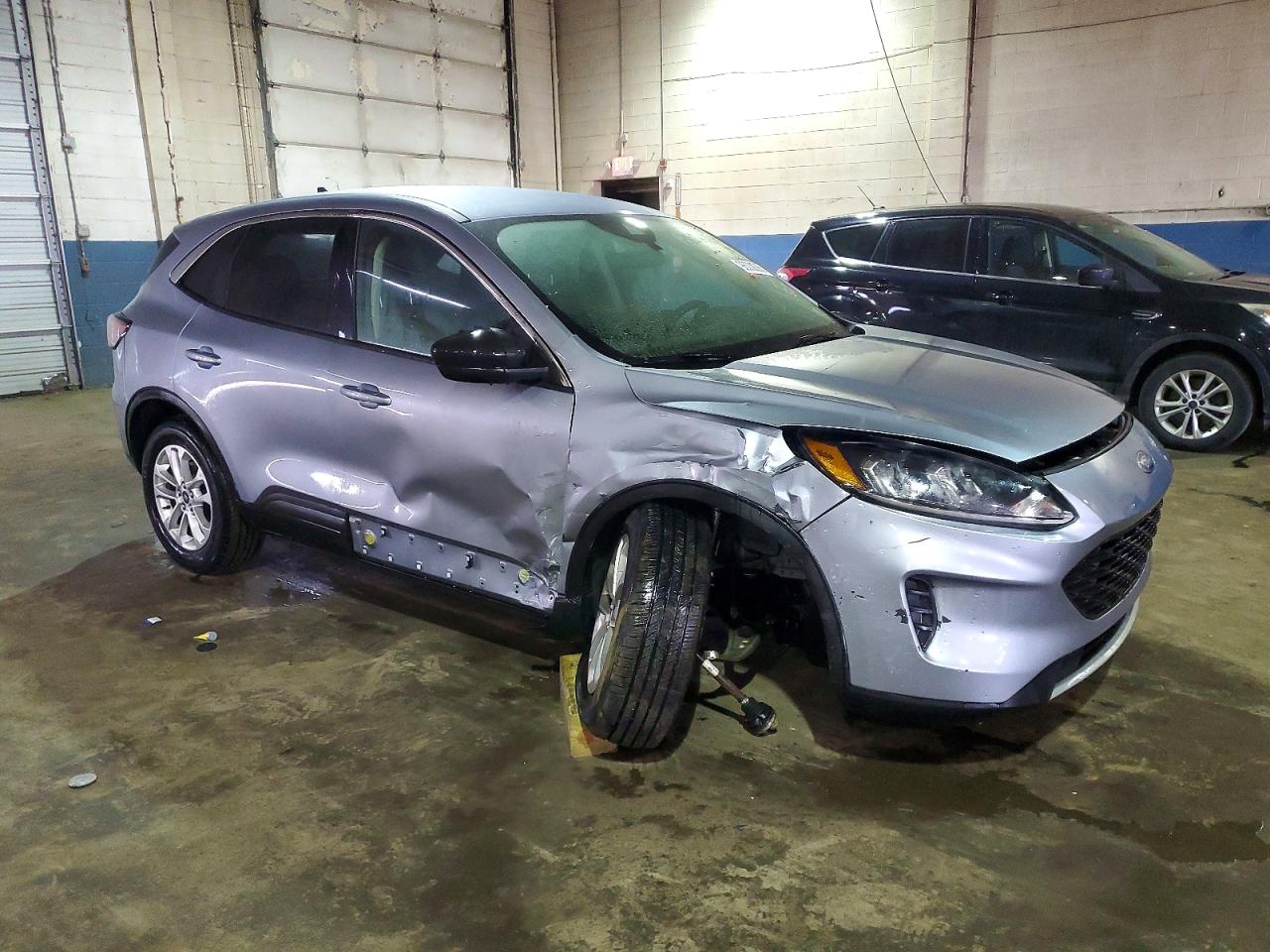 2022 FORD ESCAPE SE photo 4