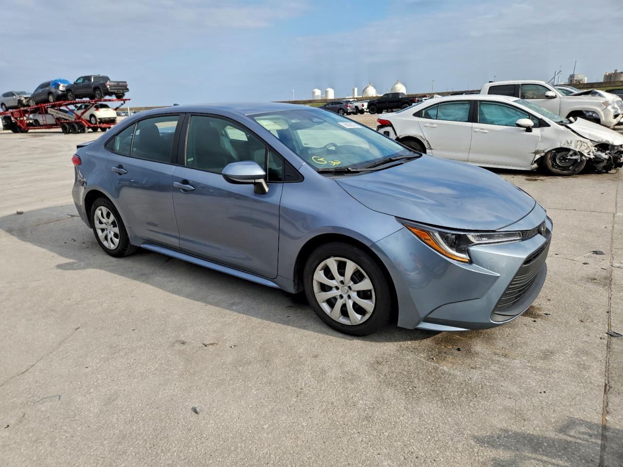 2023 TOYOTA COROLLA LE photo 4