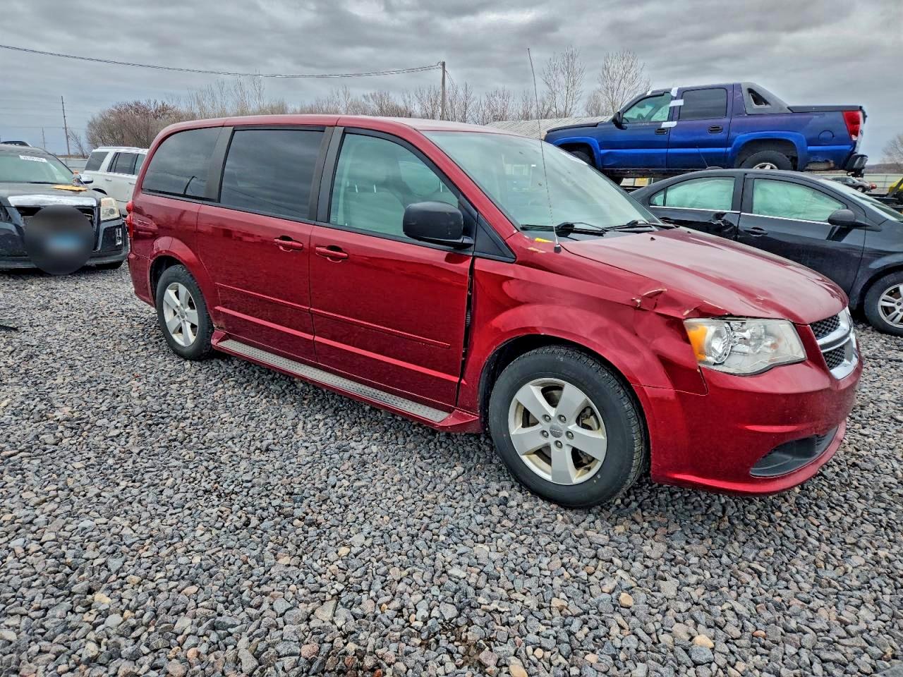 2015 DODGE GRAND CARAVAN SE photo 4