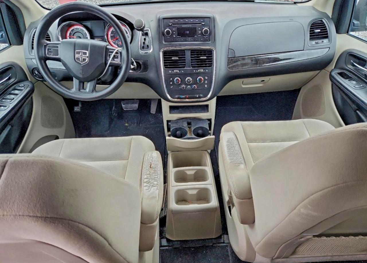 2015 DODGE GRAND CARAVAN SE photo 8