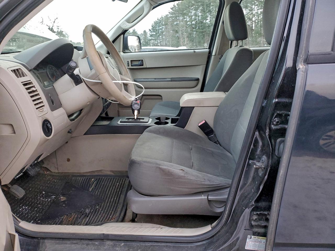 2010 FORD ESCAPE XLS photo 7