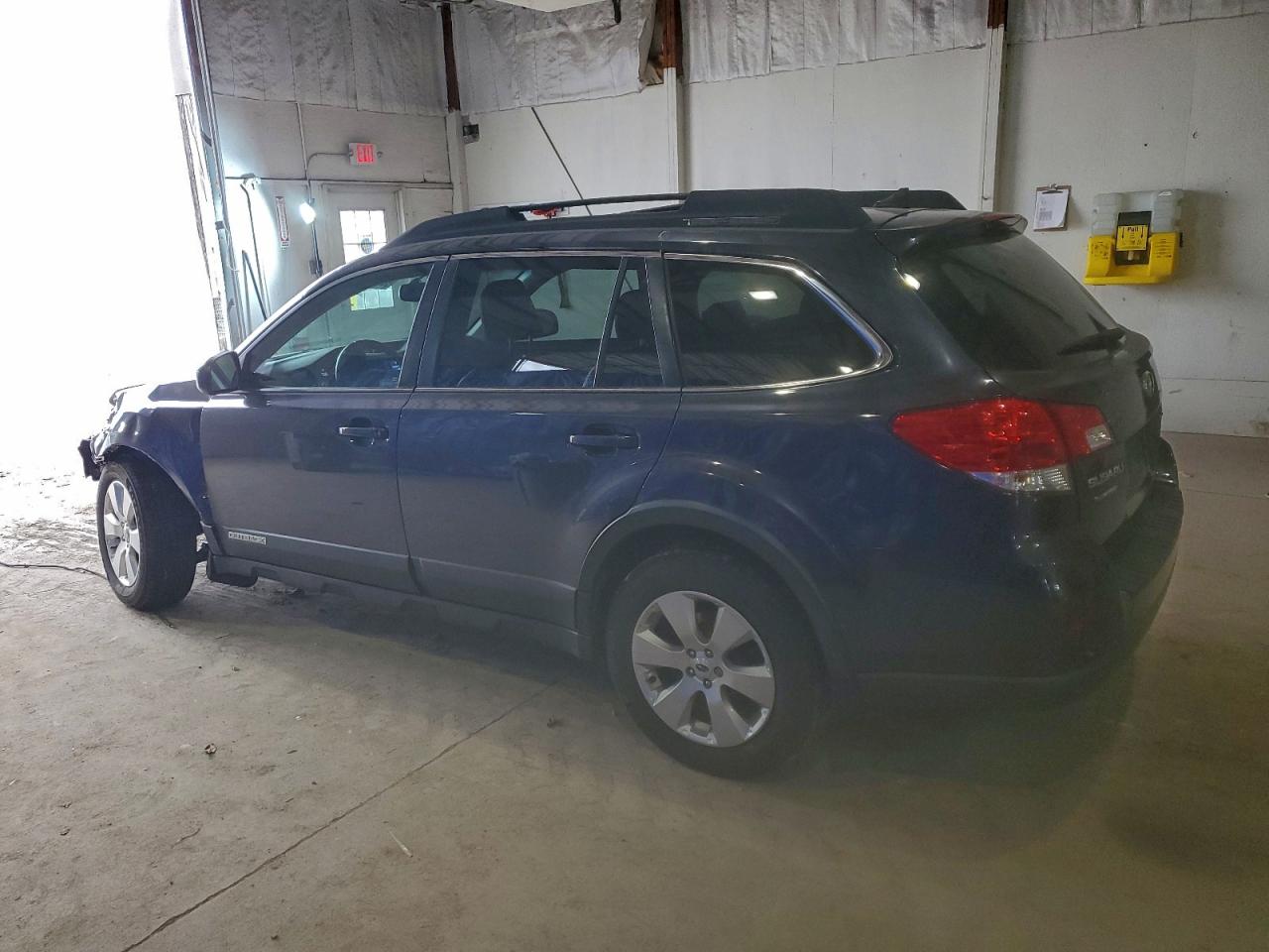 2012 SUBARU OUTBACK 2.5I LIMITED photo 2