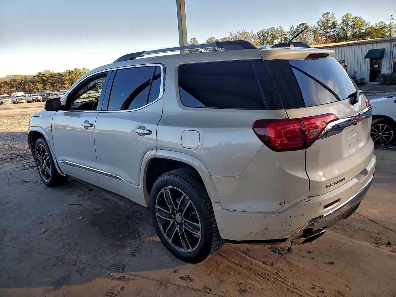 2019 GMC ACADIA DENALI photo 2