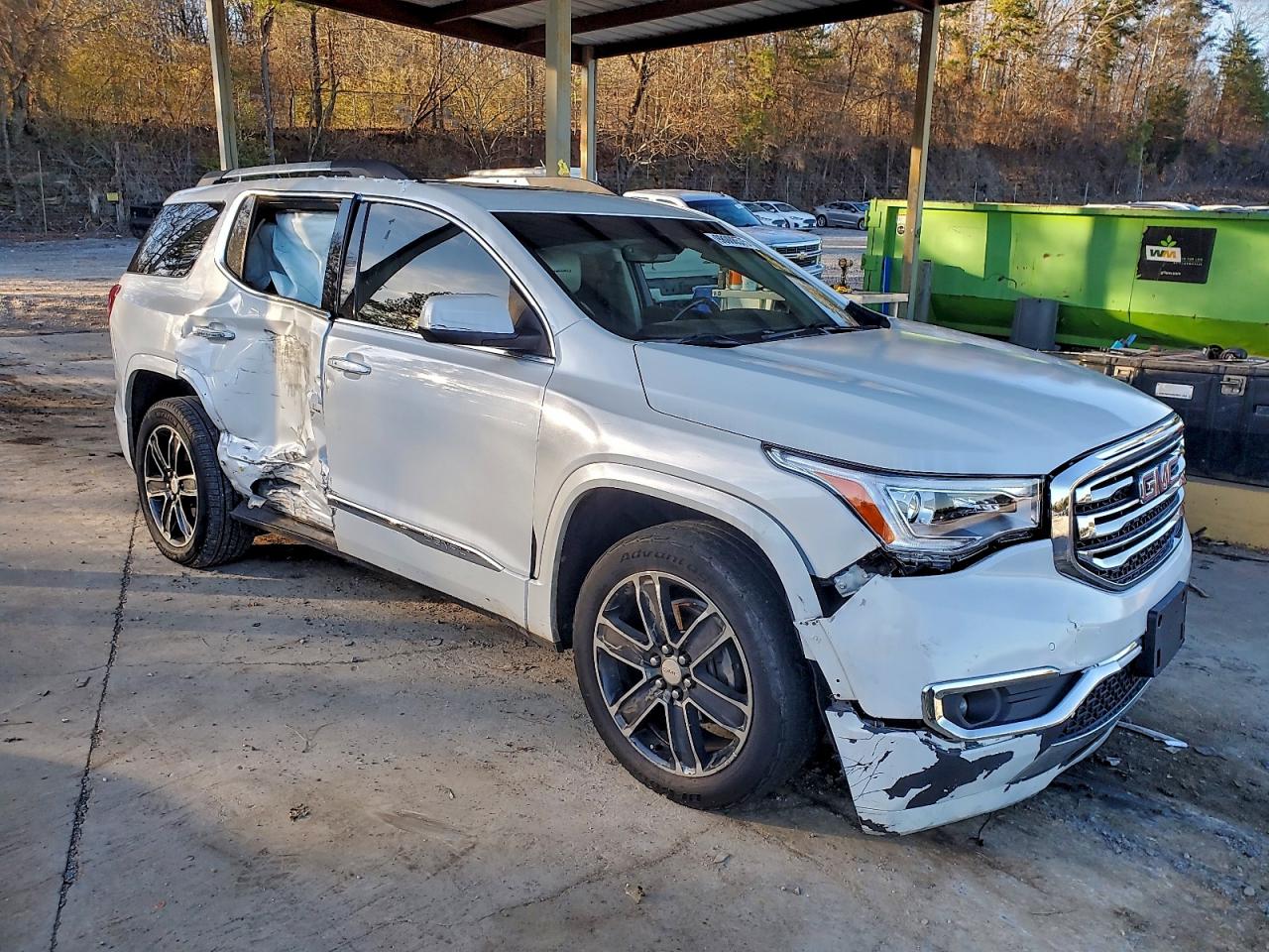 2019 GMC ACADIA DENALI photo 4