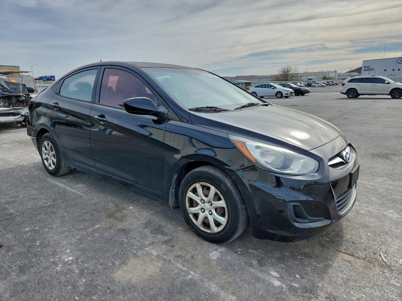 2012 HYUNDAI ACCENT GLS photo 4