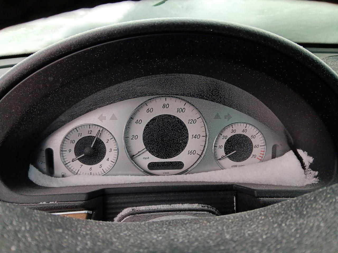 2009 MERCEDES-BENZ E 350 4MATIC photo 9