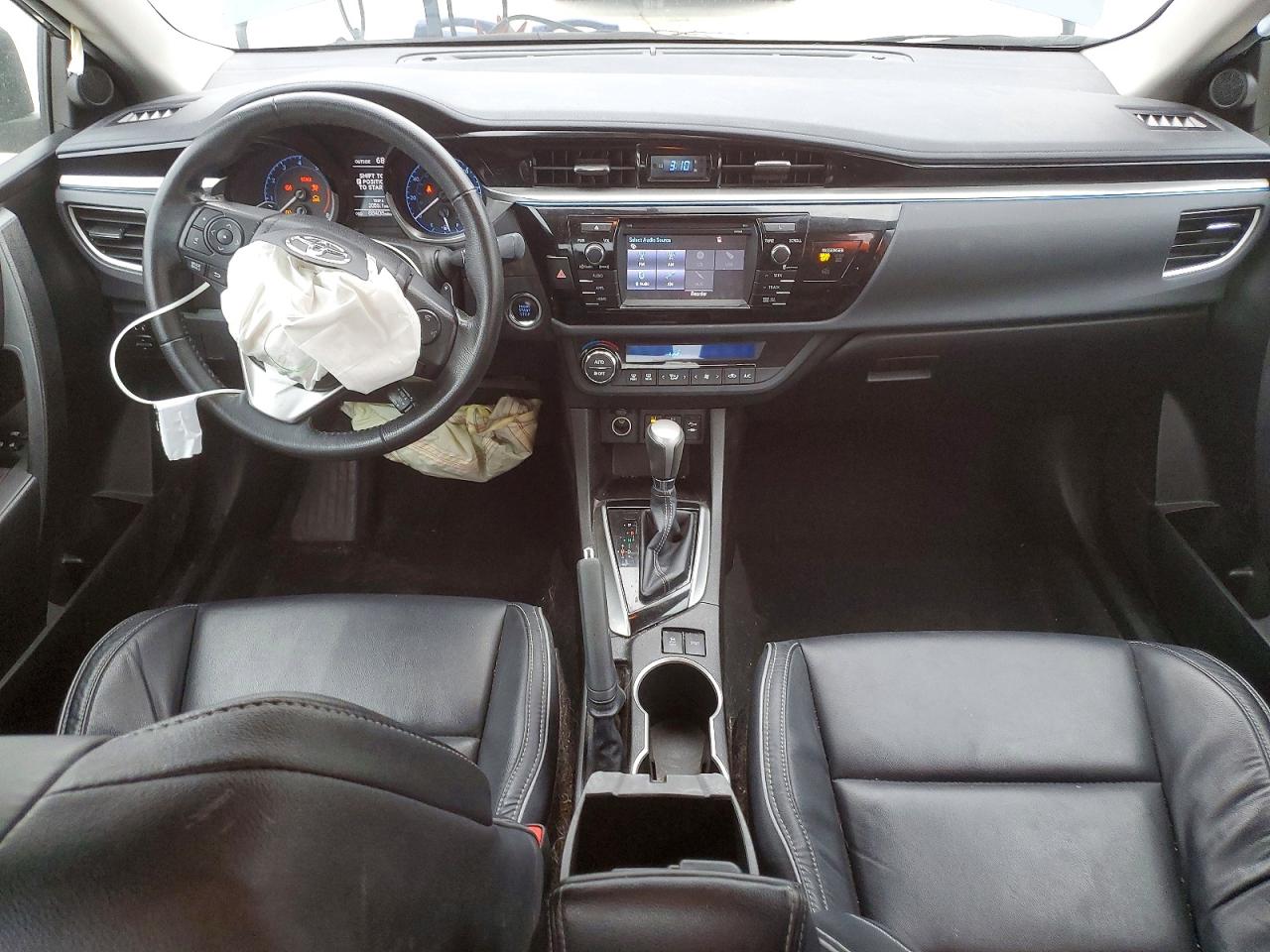 2016 TOYOTA COROLLA L photo 8