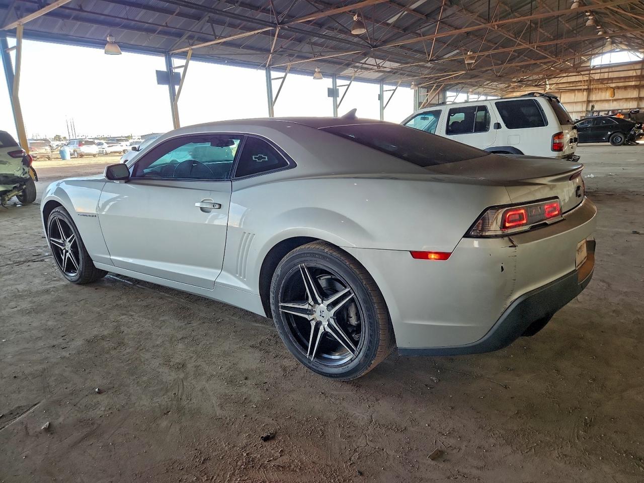 2015 CHEVROLET CAMARO LT photo 2