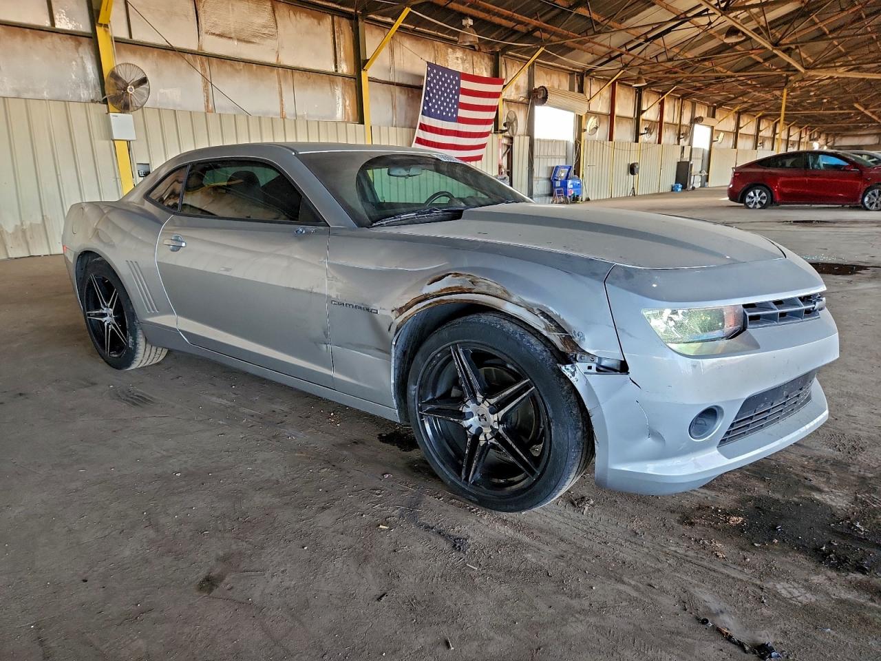 2015 CHEVROLET CAMARO LT photo 4