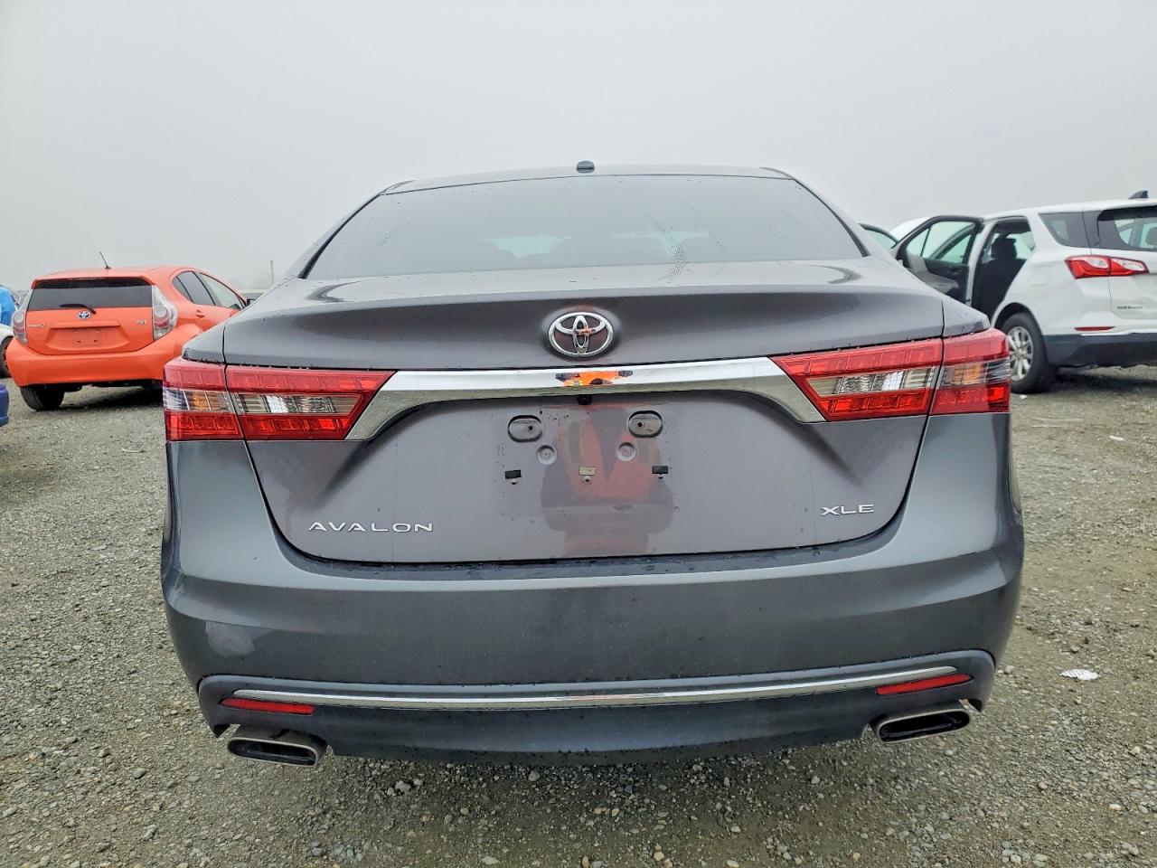 2016 TOYOTA AVALON XLE photo 6