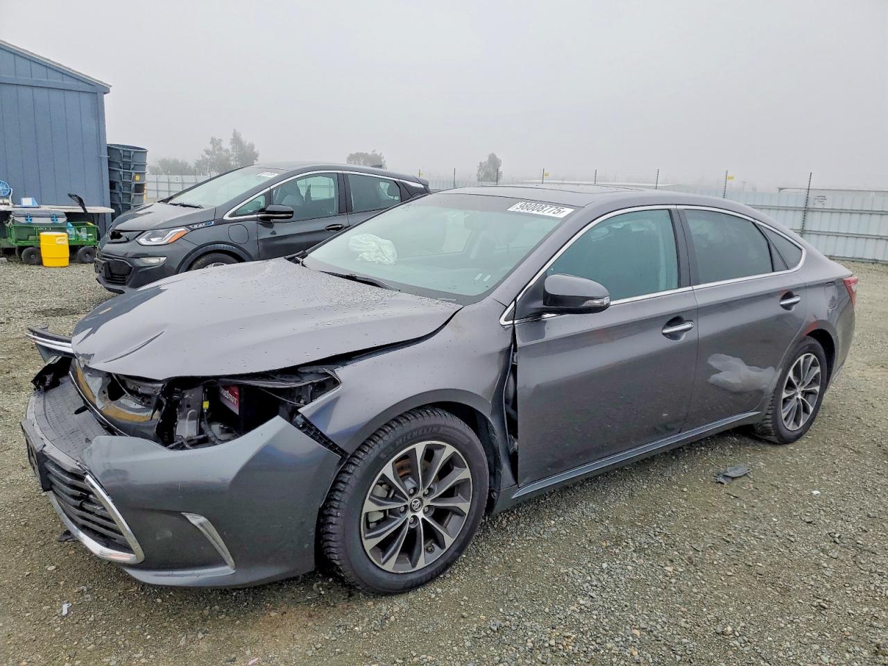 2016 TOYOTA AVALON