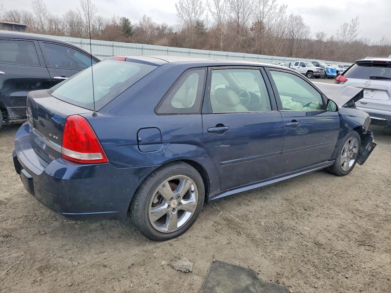 2004 CHEVROLET MALIBU MAXX LT photo 3