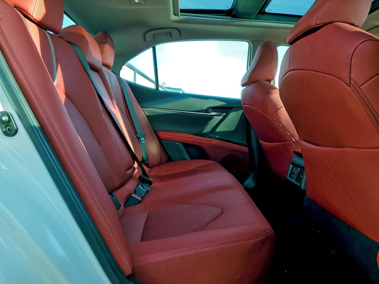 2018 TOYOTA CAMRY XSE photo 10