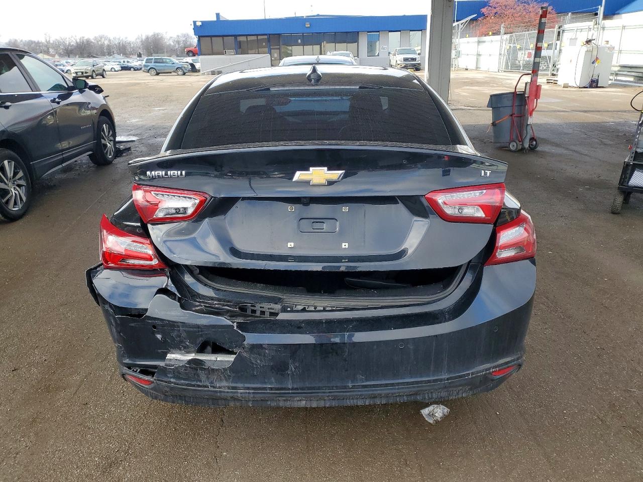 2022 CHEVROLET MALIBU LT photo 6