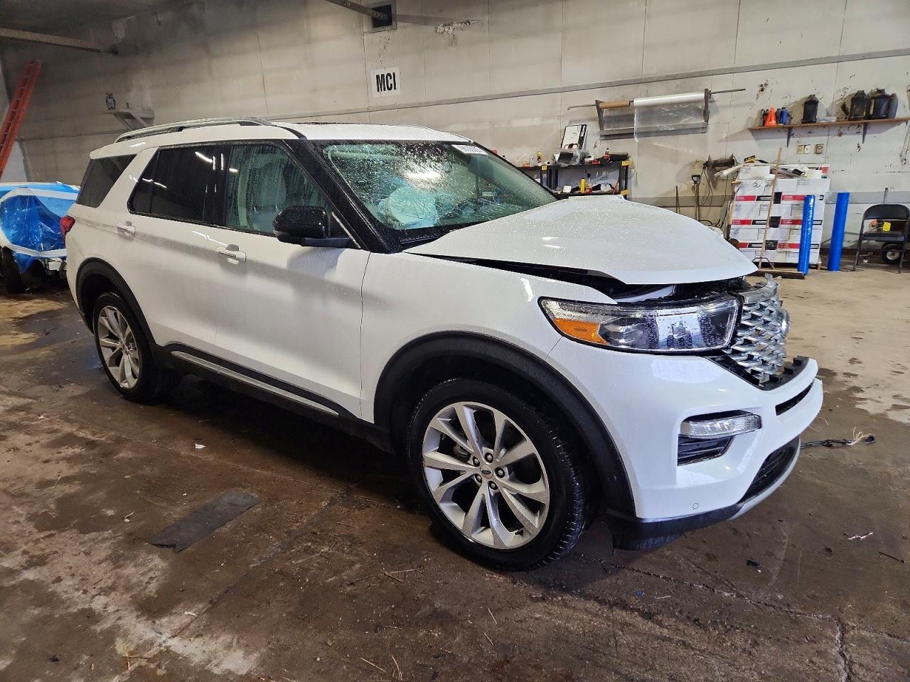 2021 FORD EXPLORER PLATINUM photo 4