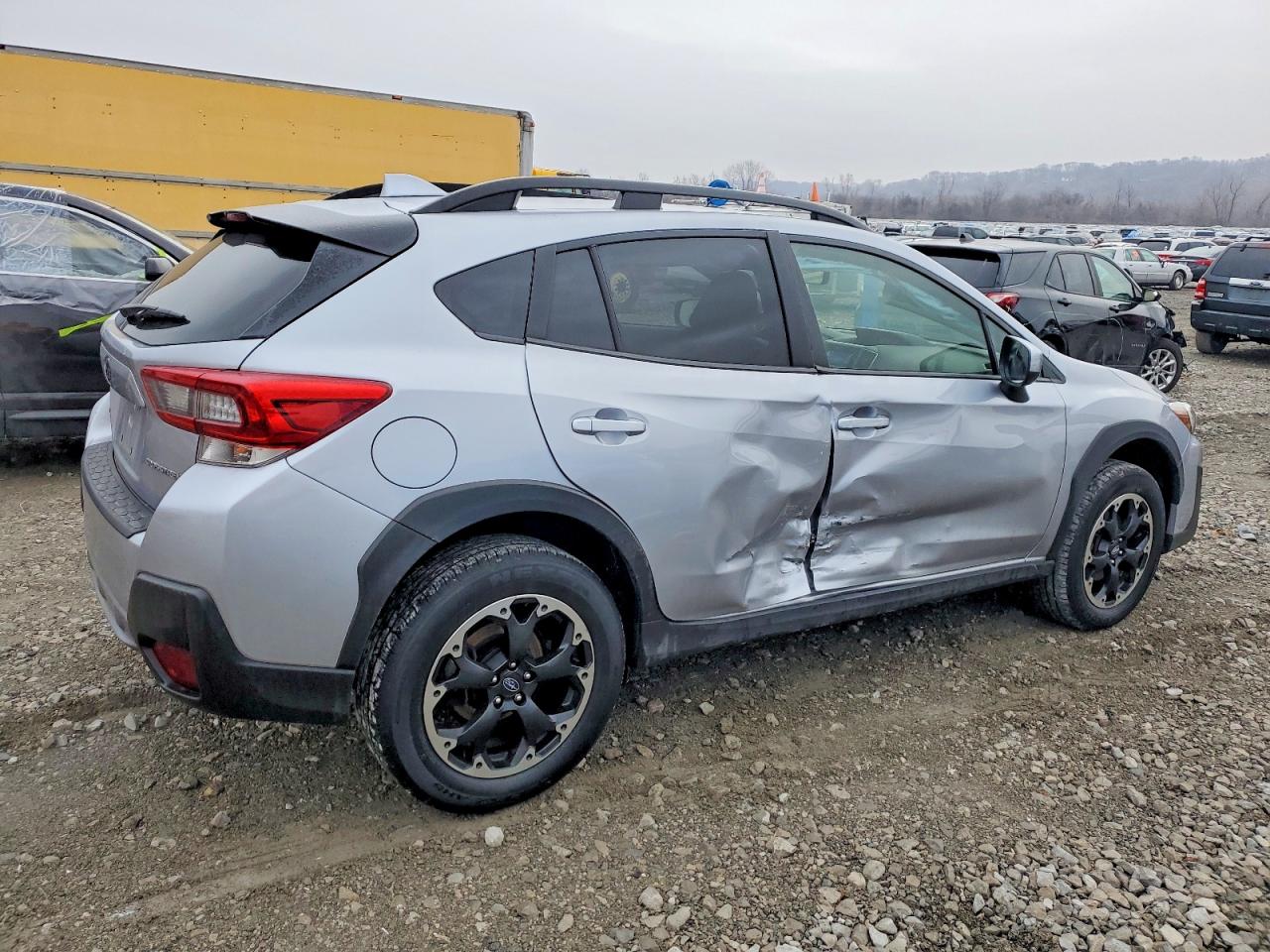 2021 SUBARU CROSSTREK PREMIUM photo 3