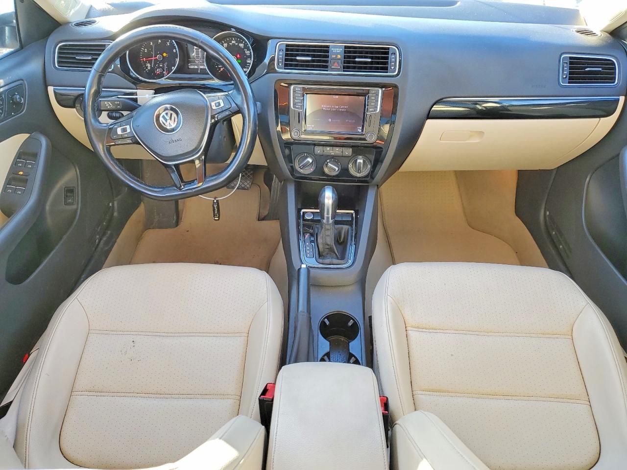 2016 VOLKSWAGEN JETTA SEL photo 8