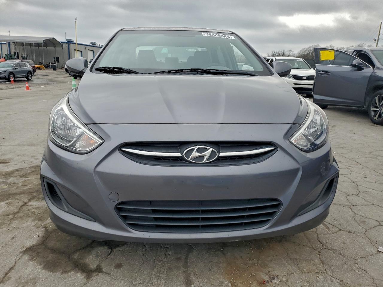 2016 HYUNDAI ACCENT SE photo 5