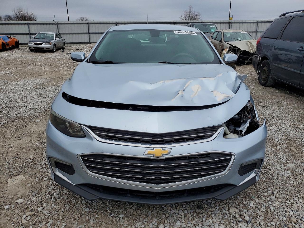 2017 CHEVROLET MALIBU LT photo 9