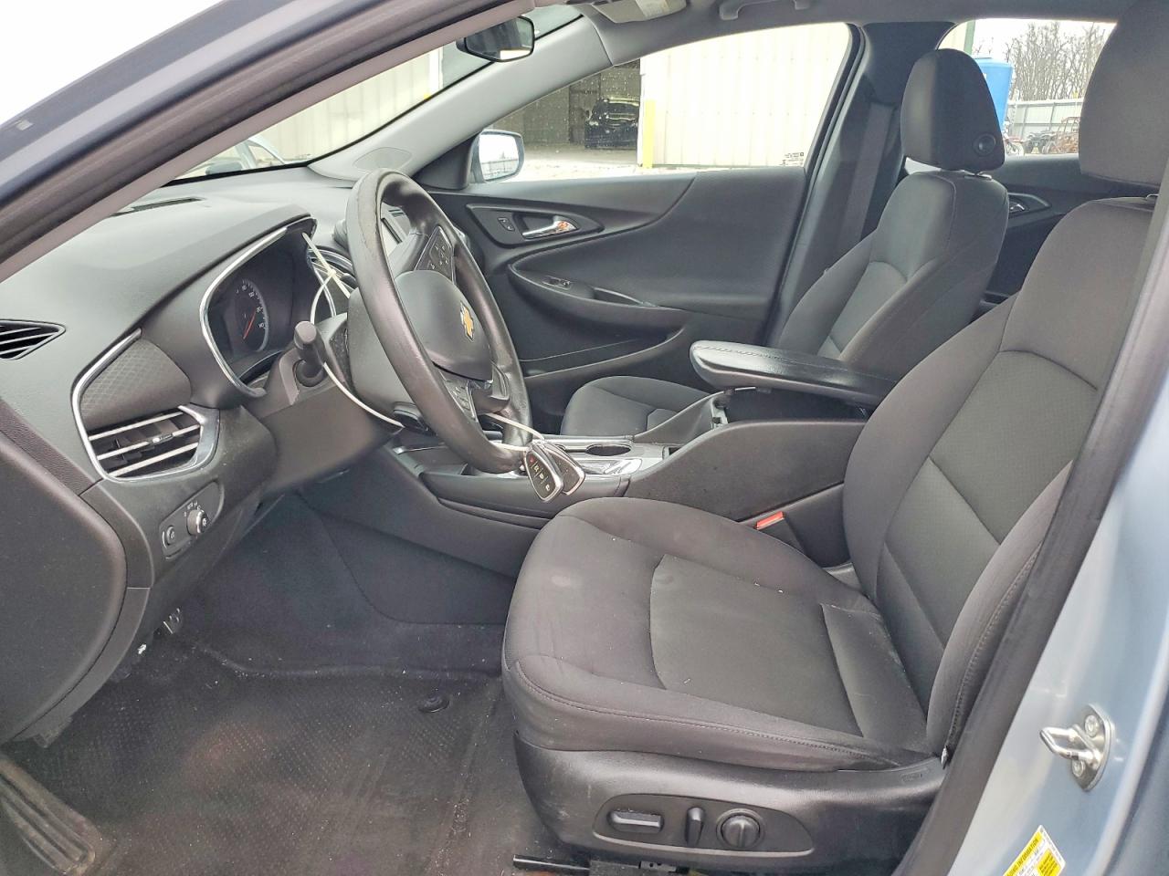 2017 CHEVROLET MALIBU LT photo 13