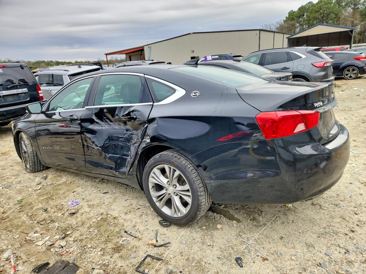 2015 CHEVROLET IMPALA LT photo 2