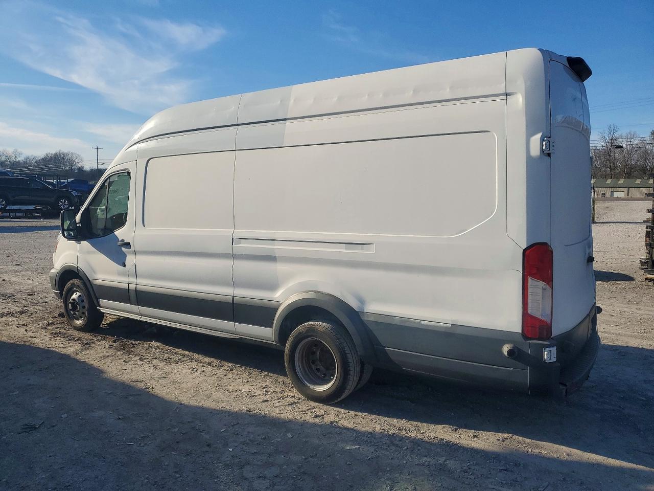 2018 FORD TRANSIT T-350 HD photo 2