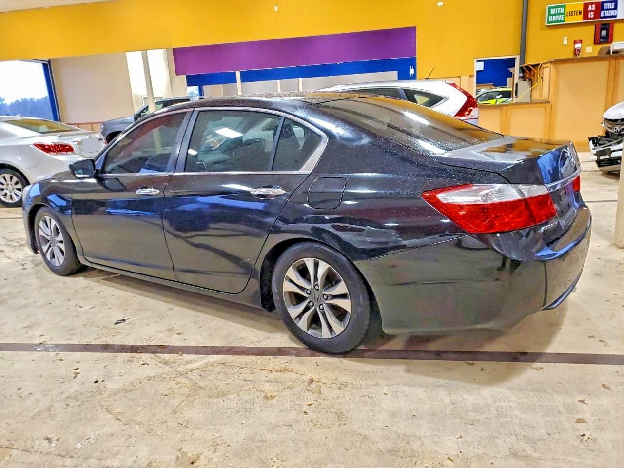 2013 HONDA ACCORD LX photo 2
