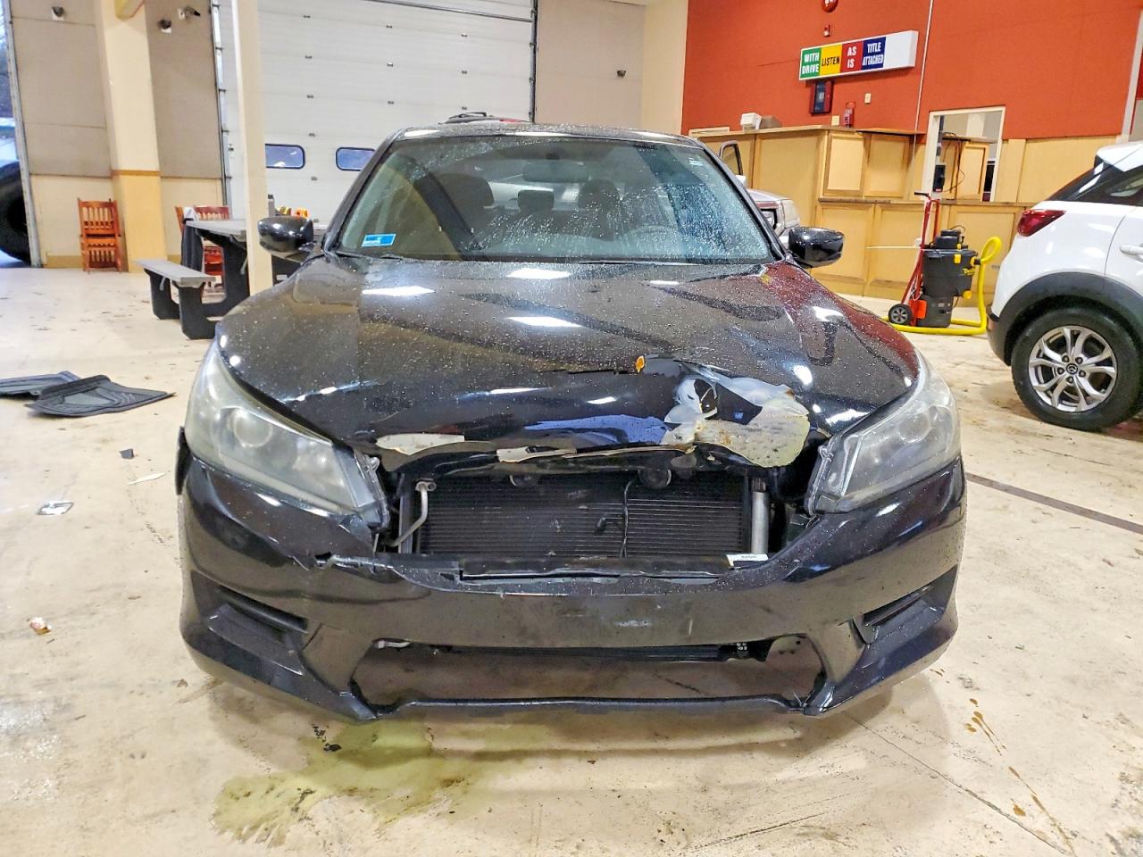 2013 HONDA ACCORD LX photo 5