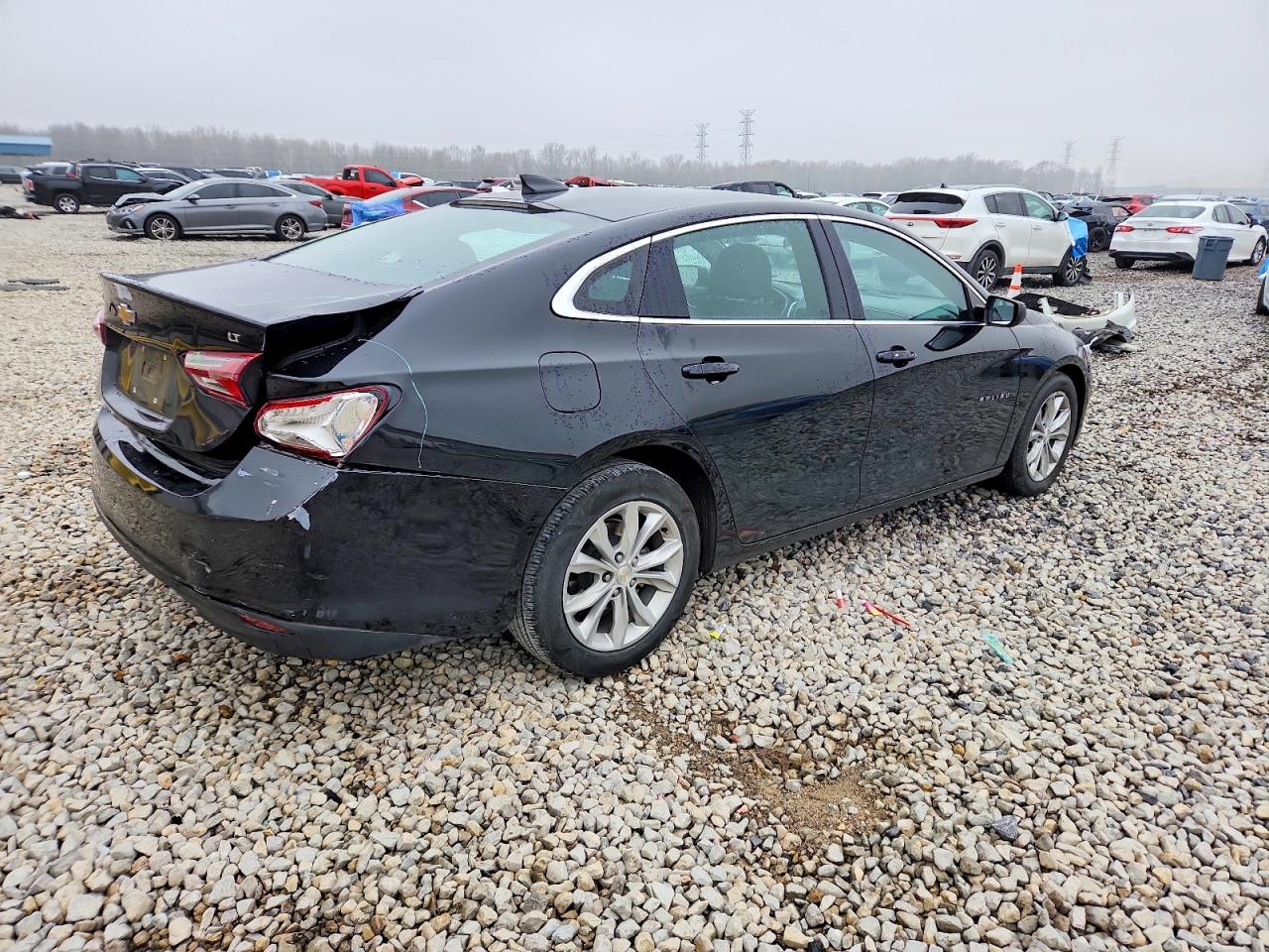 2022 CHEVROLET MALIBU LT photo 3