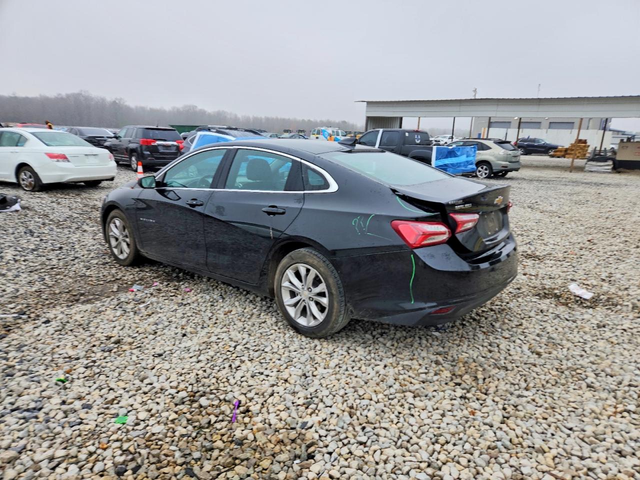 2022 CHEVROLET MALIBU LT photo 2