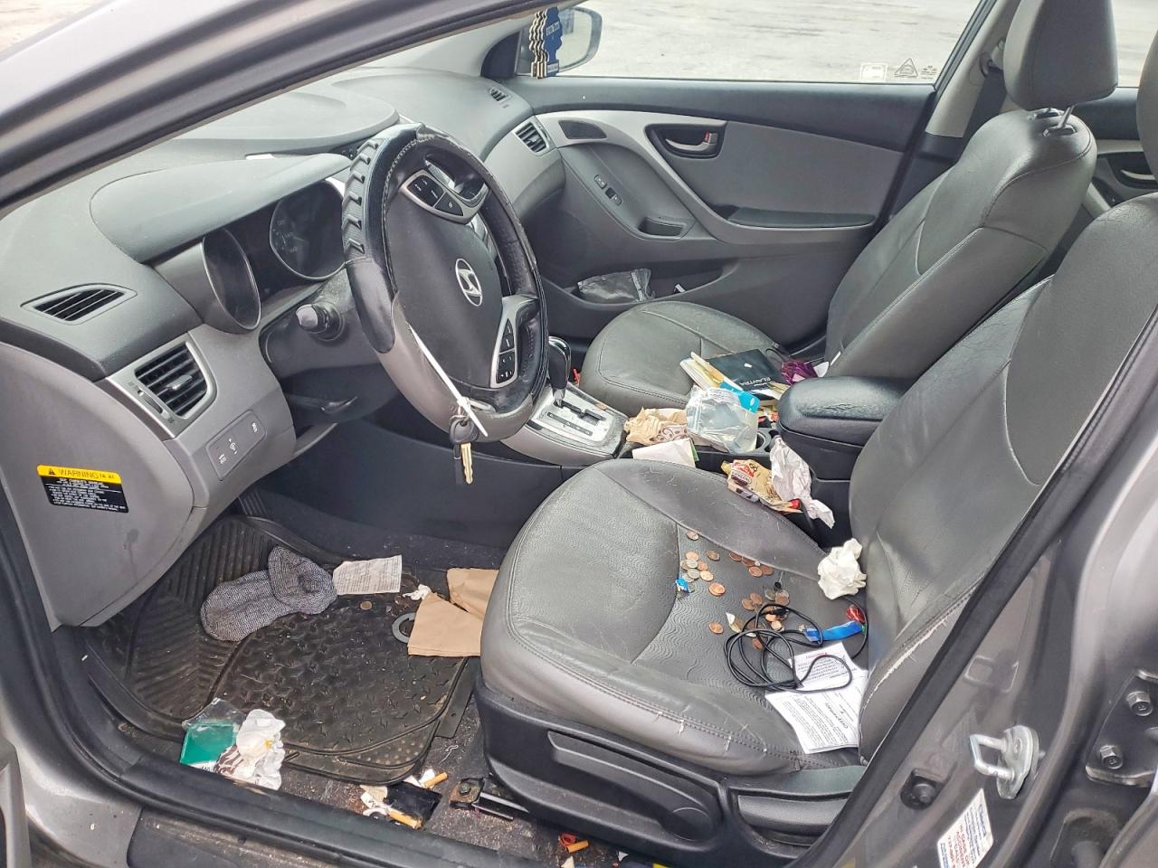 2012 HYUNDAI ELANTRA photo 7
