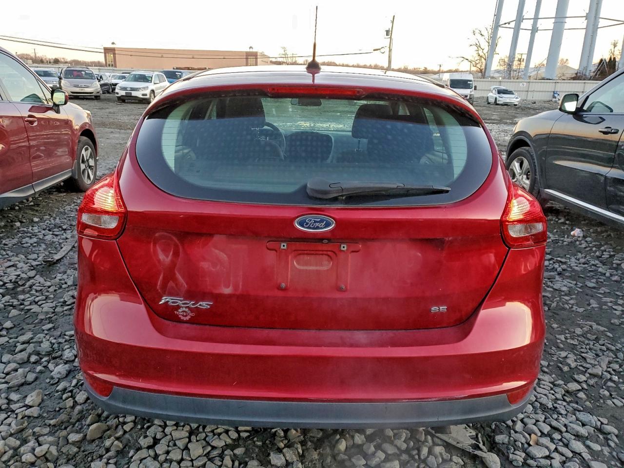 2015 FORD FOCUS SE photo 11