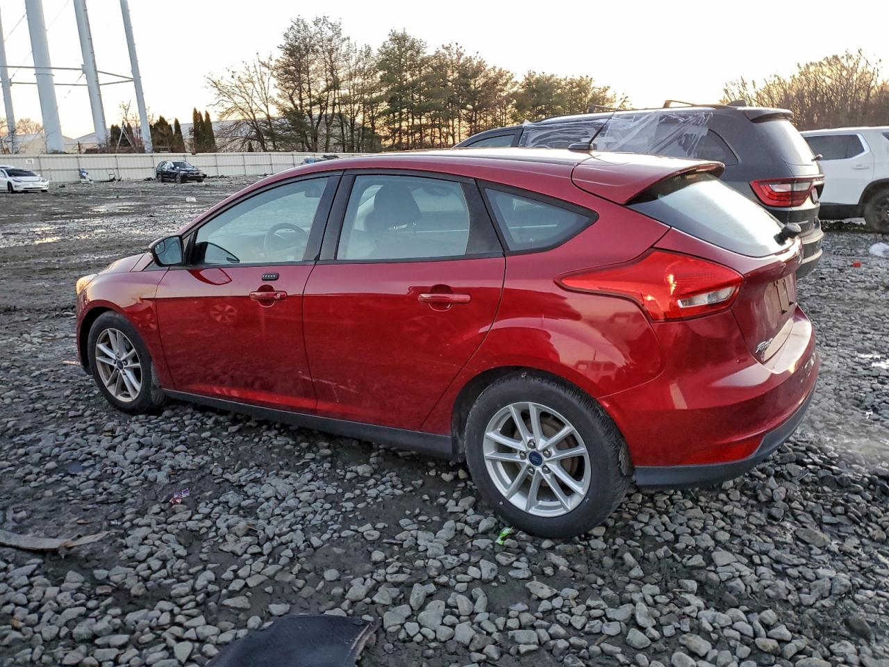 2015 FORD FOCUS SE photo 3