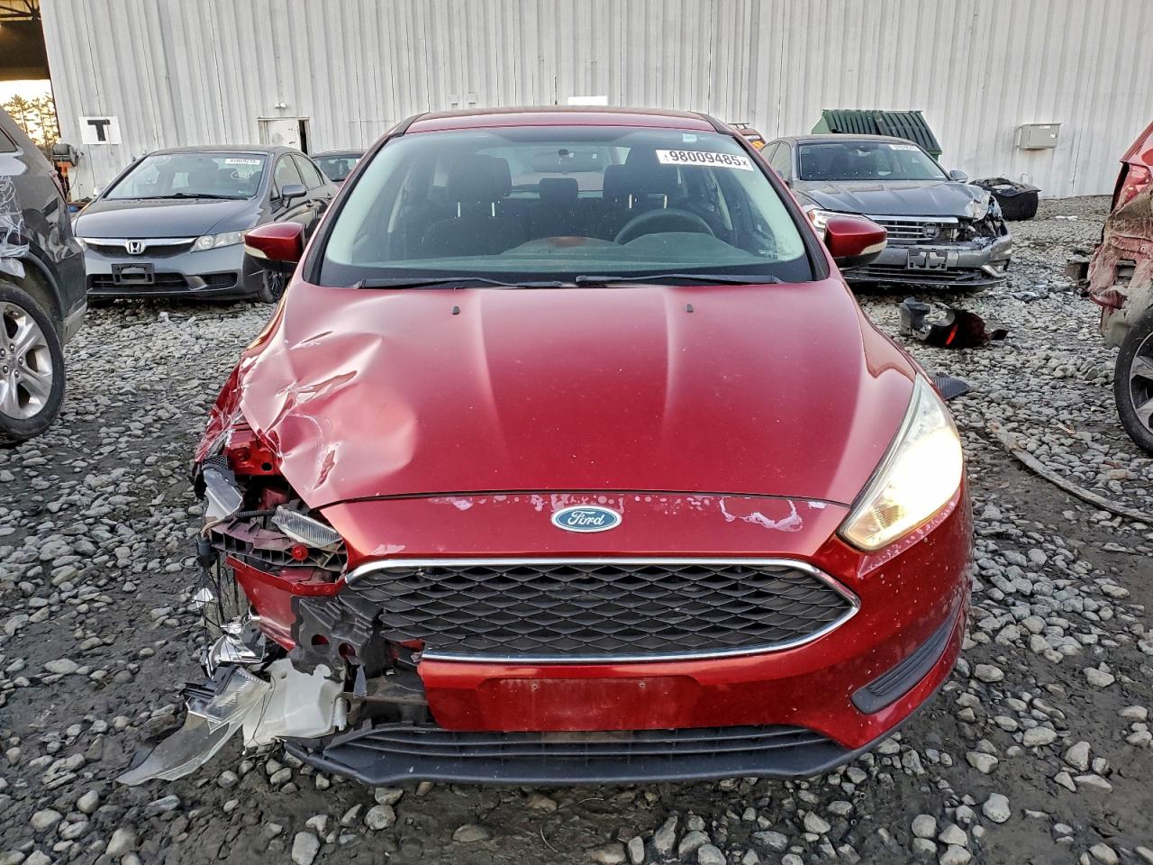 2015 FORD FOCUS SE photo 9